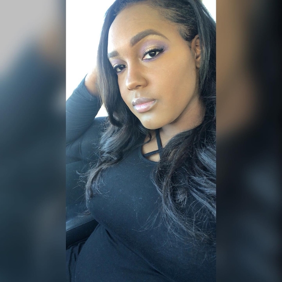 Meet your Posher, Lolo - Picture 1 of 1